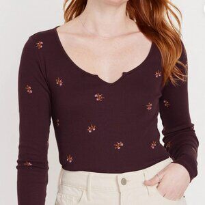 Old Navy Fitted Long Sleeve Rib-Knit T-Shirt